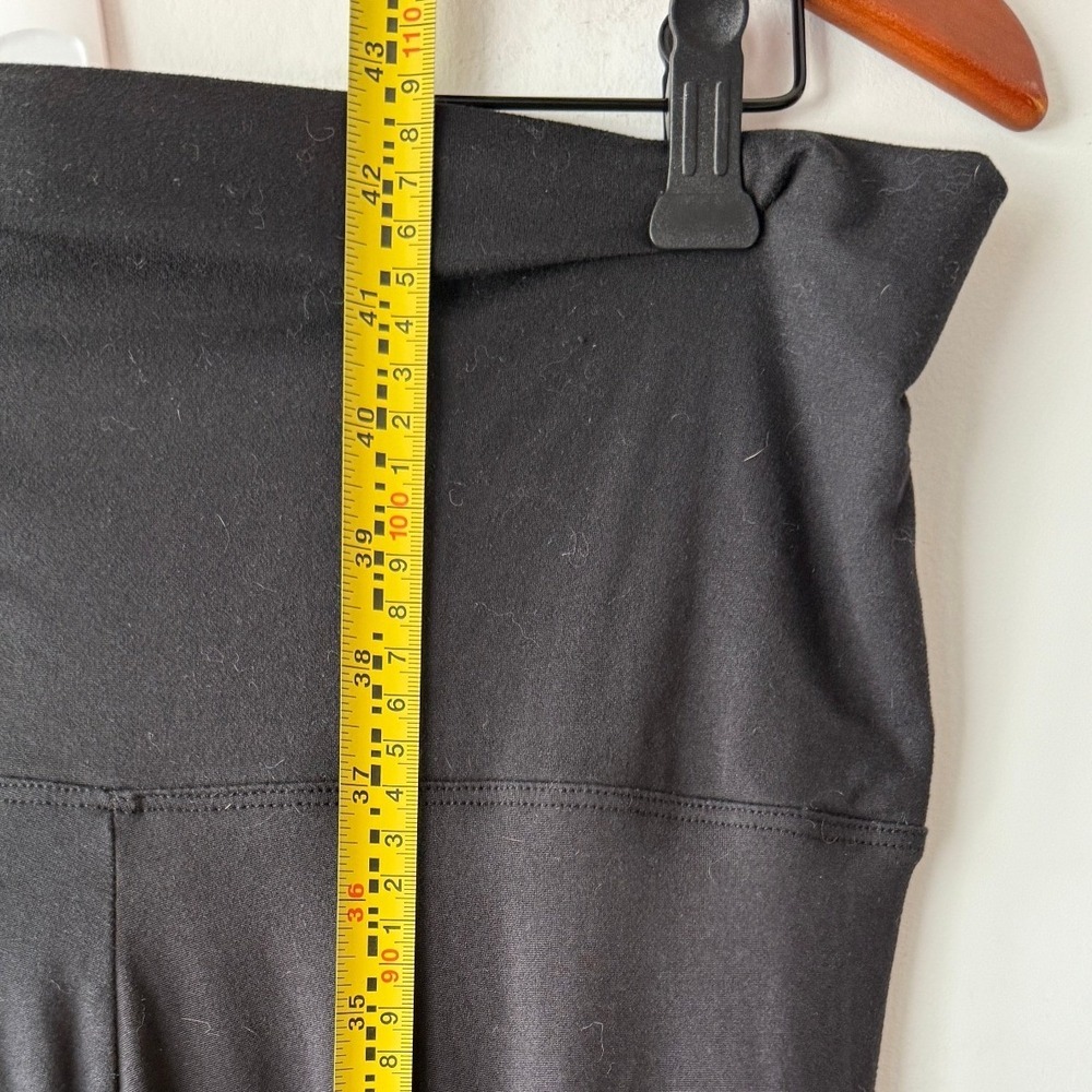 Bobbie Brooks Black High Waisted Yoga Pants Straight Leg Size Medium Athleisure - Picture 4 of 7